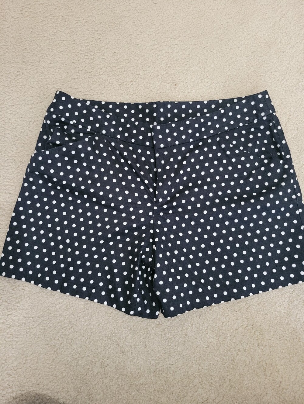 INC International Concepts Polka Dot Chino Shorts Women's Size 16 Black White